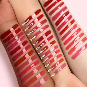 O.TWO.O Hydrating & Brightening Lip Gloss – Long-Lasting Shine | Qatar Hot Sale