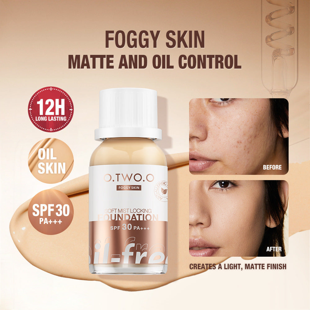 O.TWO.O Luminous Moisturizing Foundation