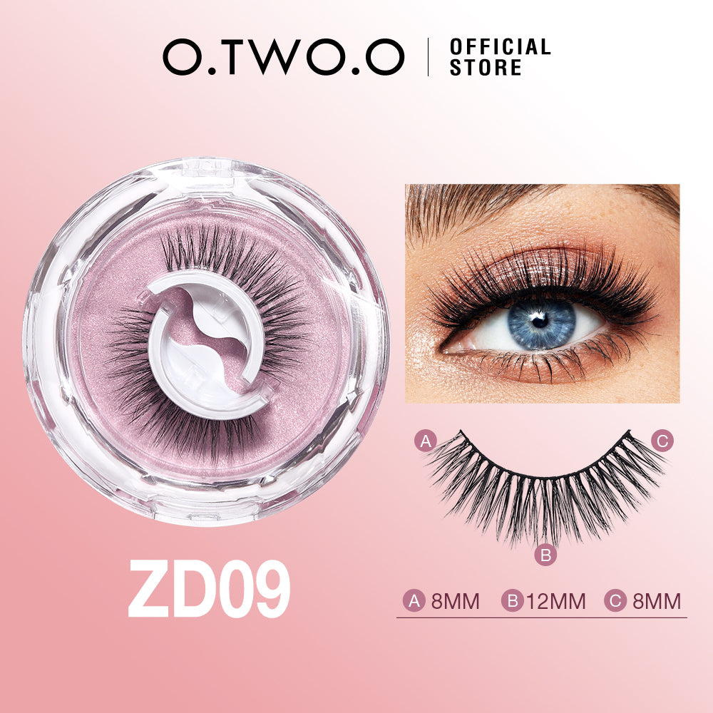 O.TWO.O Natural False Eyelashes