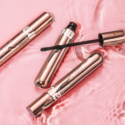 O.TWO.O 4D Smudge Proof Lash Extension Mascara - 7g