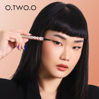O.TWO.O Transfer Proof Graphic Eyeliner - 0.5g