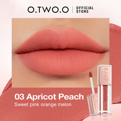 O.TWO.O Silky Smooth Moisturizing Lip Mud