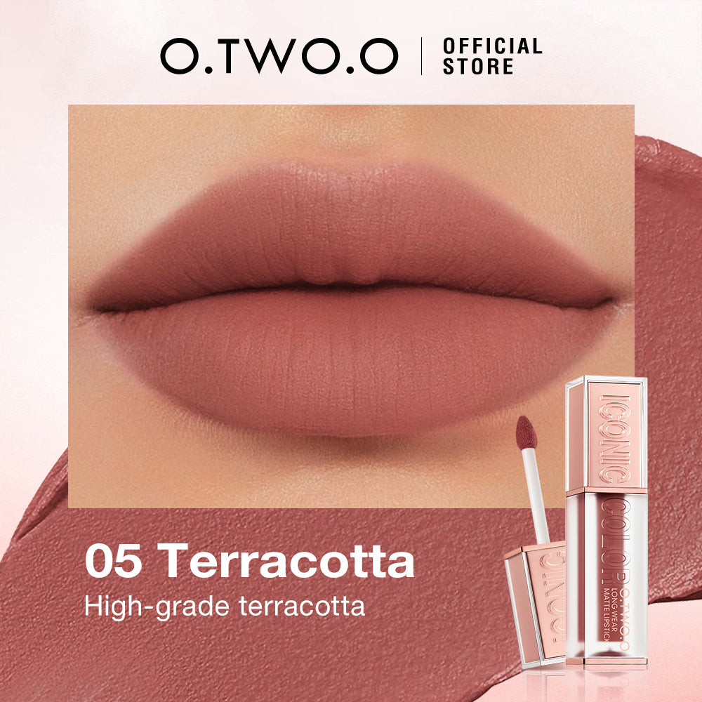 O.TWO.O Silky Smooth Moisturizing Lip Mud