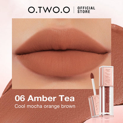 O.TWO.O Silky Smooth Moisturizing Lip Mud